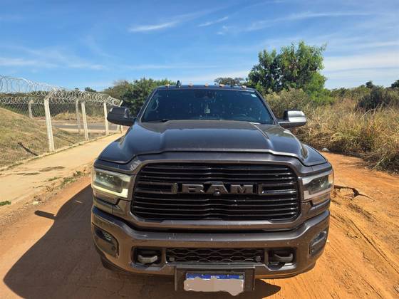 RAM 2500 6.7 I6 TURBO DIESEL NIGHT EDITION CD 4X4  AUTOMÁTICO